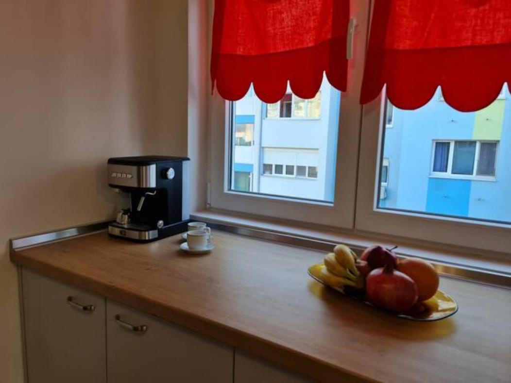 Flora - Beautiful *New* Apartment To The Beach Burgas City Exterior foto