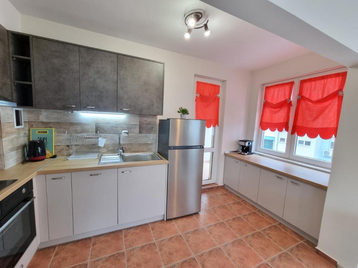 Flora - Beautiful *New* Apartment To The Beach Burgas City Exterior foto