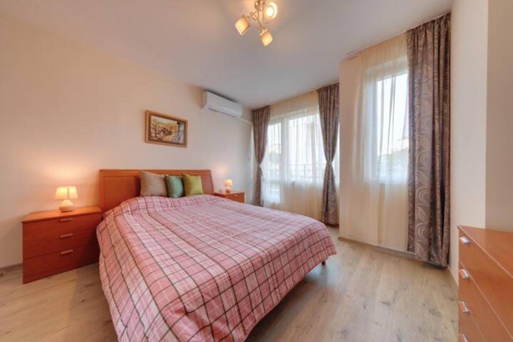 Flora - Beautiful *New* Apartment To The Beach Burgas City Exterior foto